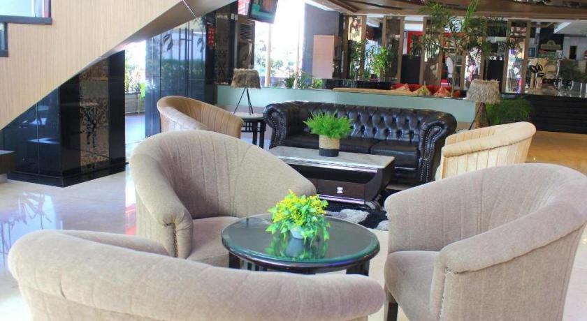 Hermes Palace Hotel Medan Ngoại thất bức ảnh