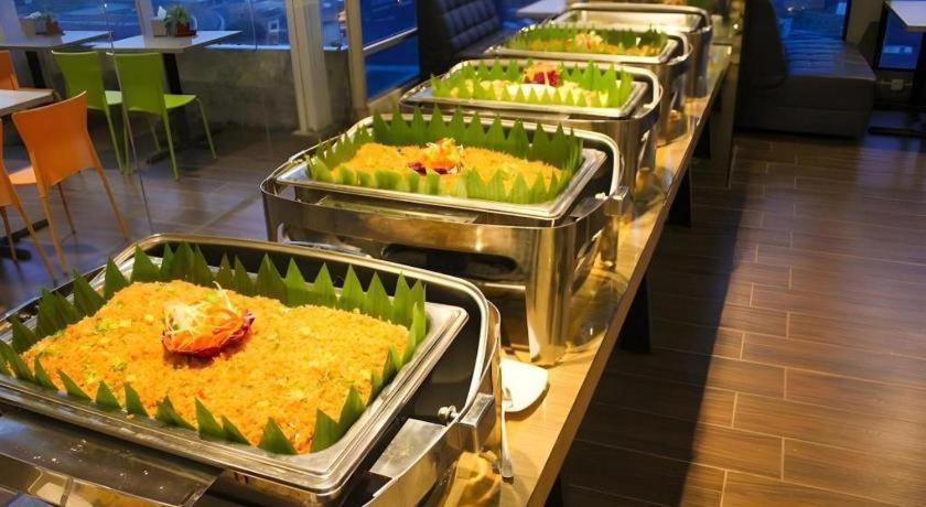 Hermes Palace Hotel Medan Ngoại thất bức ảnh